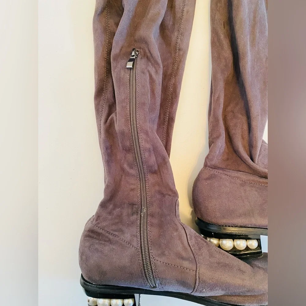 Catherine Malandrino Perse Size 9 Pearl Accent Heel Over The Knee Boots